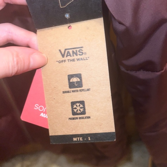 NWT VANS MAROON LIGHT FOUNDRY PUFFER JACKET MTE WOMENS XS VERY SOFT! - Picture 9 of 15